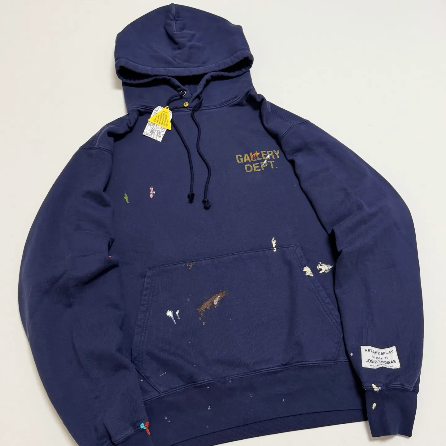 GALLERY DEPT. PAINT LOGO HOODIE/Vintage Navy Purple English graffiti distressed hoodie Purple S-XL Front panel GD ENGLISH logo Enlarged back logo Ready-to-wear belt printed with wash and distressed Made with faded distressed texture There is "Art on Display" pattern patch on the cuffs All painted by old craftsmen with splashes of ink Original mold opening Fabric custom woven and dyed Perfect reproduction of the correct version